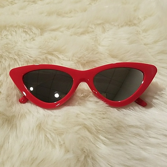 Accessories - Sunglasses